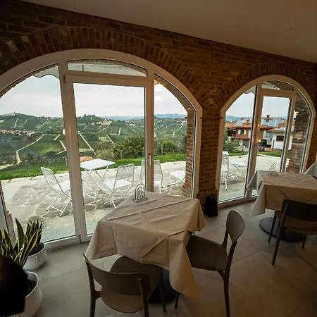 Sedendo E Mirando Alojamento de Acomodação e Pequeno-almoço 4*