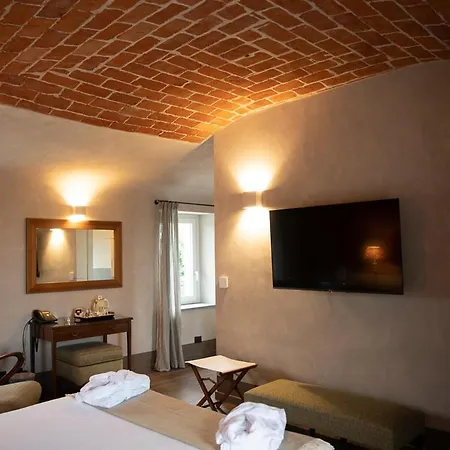 فندق مبيت وإفطار Sedendo E Mirando نيف