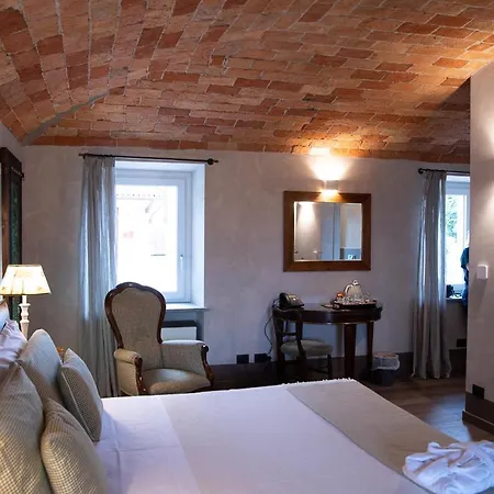 Bed & Breakfast Sedendo E Mirando Neive