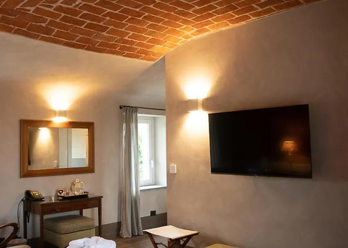 Bed & Breakfast Sedendo E Mirando Neive